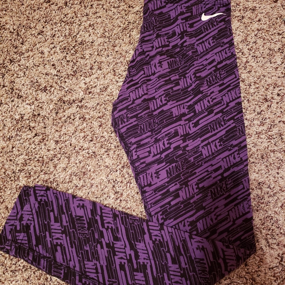 Women's Nike leggings